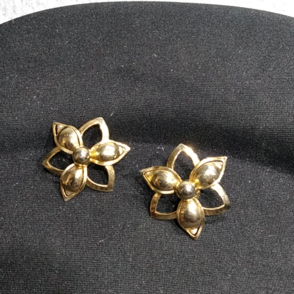 Sarah Cox Earrings